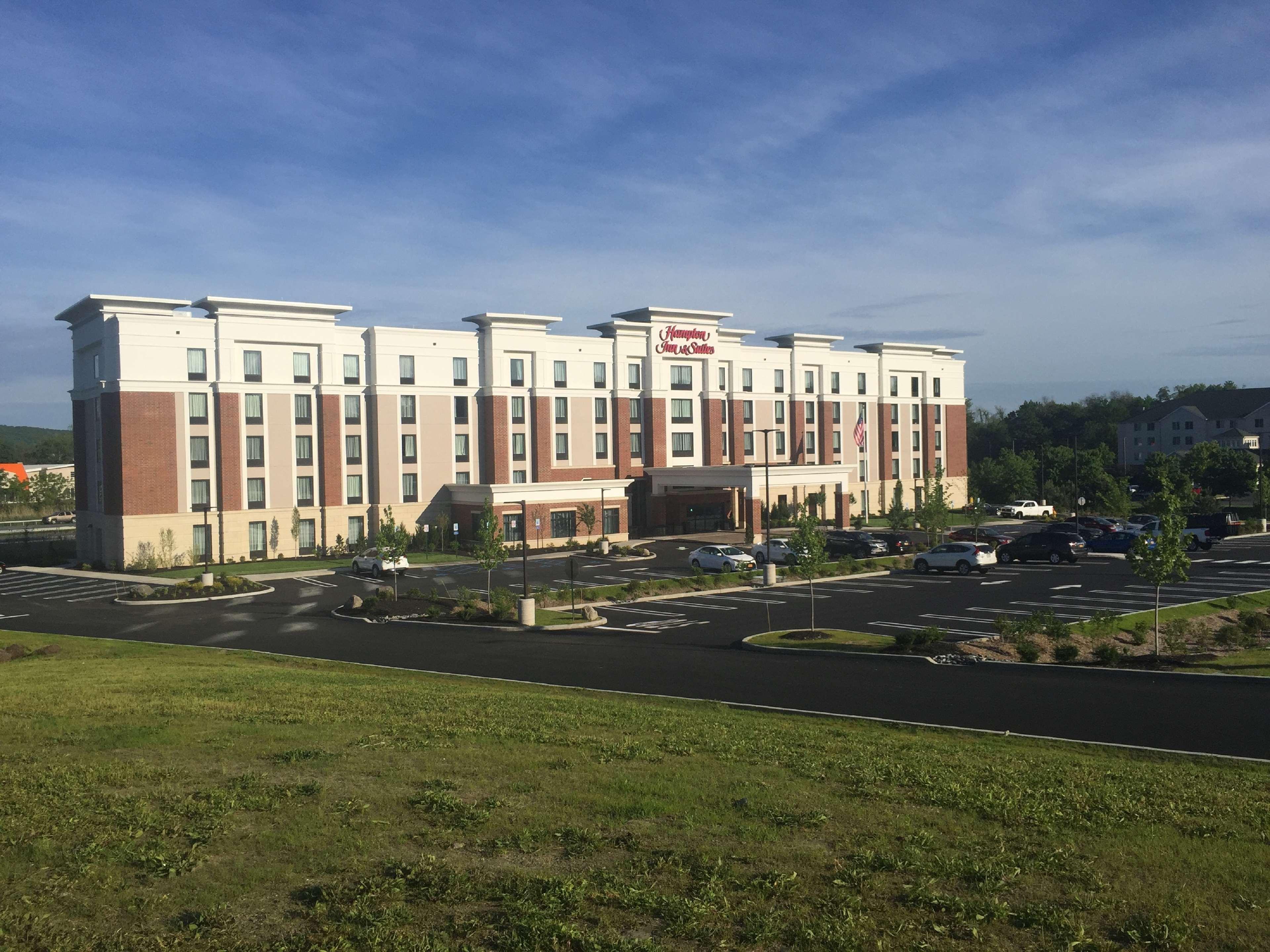 Hampton Inn & Suites Newburgh Stewart Airport, Ny Exterior photo